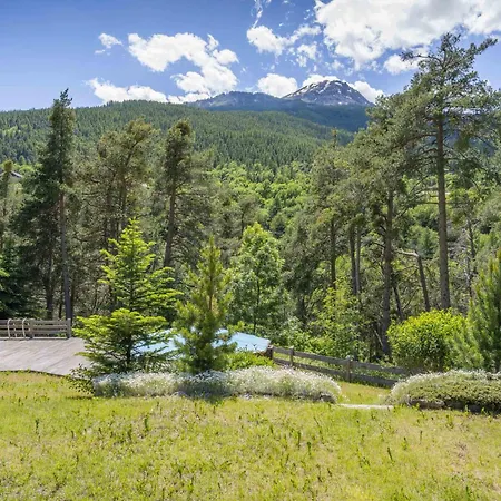 Echyllo Chalet *